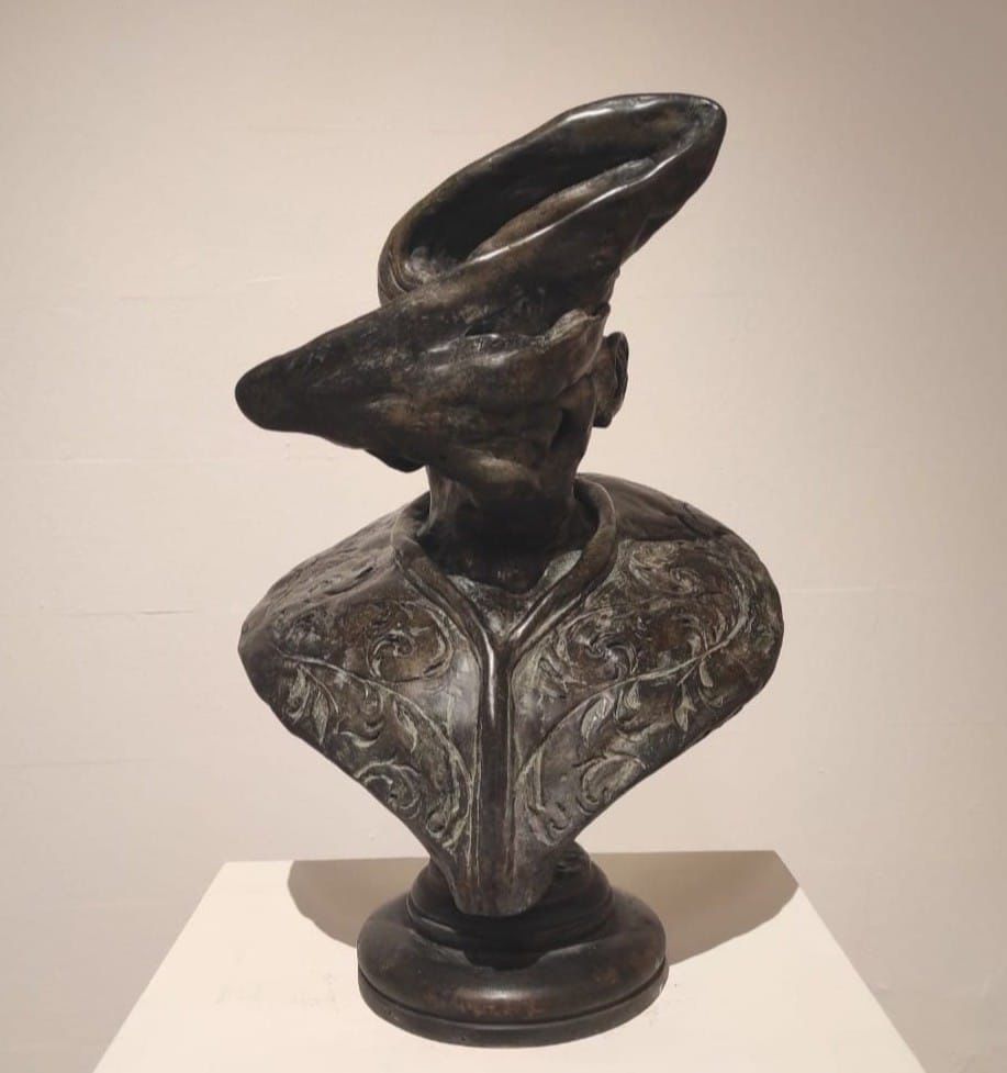 Bronzo – 45x44x29 – 2023